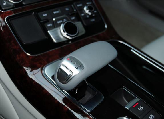 奥迪A8 2013款 A8L 45 TFSI quattro舒适型 中控类   挡把