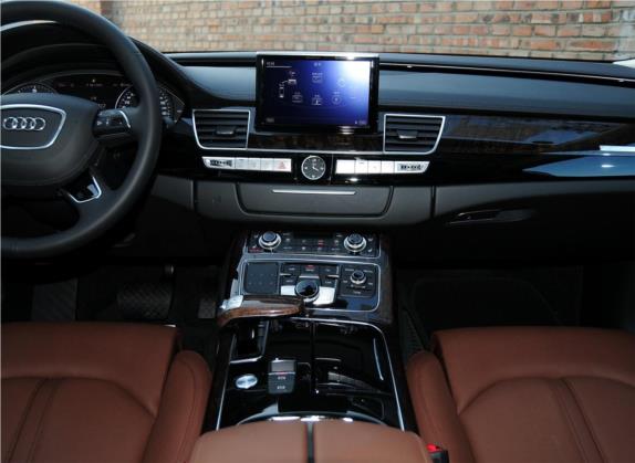 奥迪A8 2013款 A8L 45 TFSI quattro豪华型 中控类   中控台
