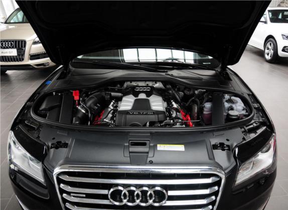 奥迪A8 2013款 A8L 50 TFSI quattro舒适型 其他细节类   发动机舱