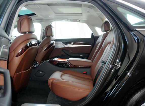 奥迪A8 2013款 A8L 50 TFSI quattro豪华型 车厢座椅   后排空间
