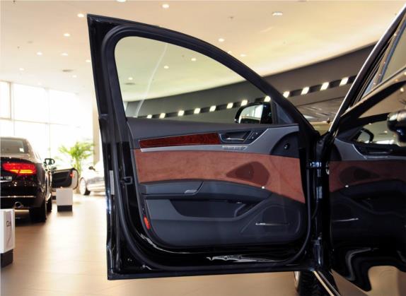 奥迪A8 2013款 A8L 50 TFSI quattro尊贵型 车厢座椅   前门板