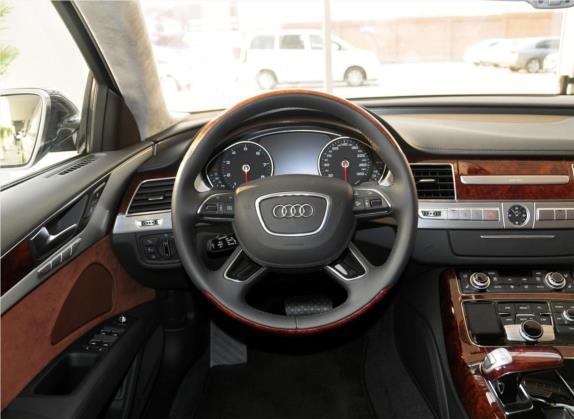 奥迪A8 2013款 A8L 6.3 FSI W12 quattro旗舰型 中控类   驾驶位