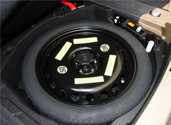 奥迪A8 2013款 A8L 6.3 FSI W12 quattro旗舰型 其他细节类   备胎