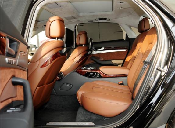 奥迪A8 2013款 A8L 6.3 FSI W12 quattro旗舰型 车厢座椅   后排空间
