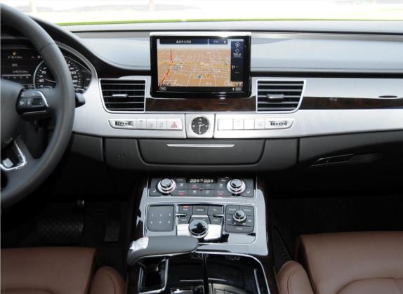 奥迪A8 2014款 A8L 45 TFSI quattro舒适型 中控类   中控台