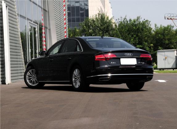 奥迪A8 2014款 A8L 45 TFSI quattro舒适型 外观   斜后