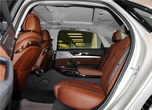 奥迪A8 2014款 A8L 45 TFSI quattro豪华型 车厢座椅   后排空间