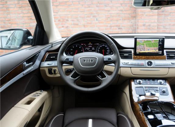 奥迪A8 2014款 A8L 45 TFSI quattro专享型 中控类   驾驶位