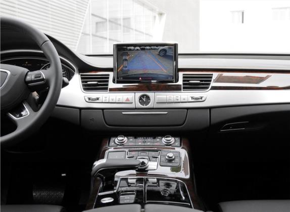 奥迪A8 2014款 A8L 50 TFSI quattro豪华型 中控类   中控台