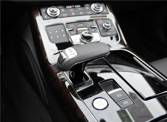 奥迪A8 2014款 A8L 50 TFSI quattro豪华型 中控类   挡把