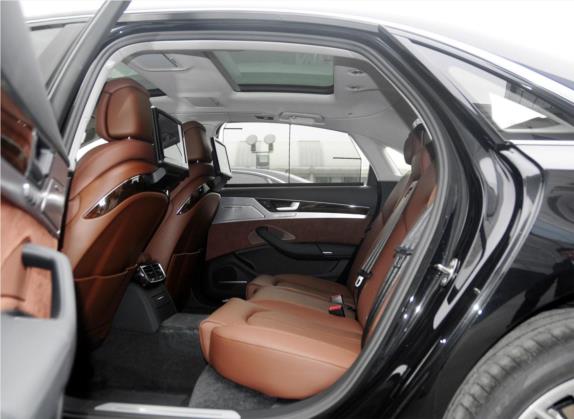 奥迪A8 2014款 A8L 60 TFSI quattro豪华型 车厢座椅   后排空间