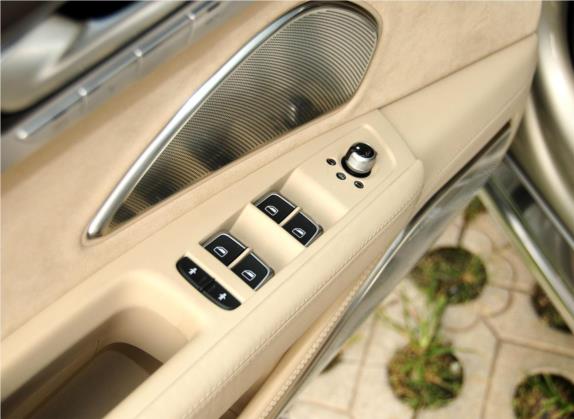 奥迪A8 2014款 A8L 60 TFSI quattro专享型 车厢座椅   门窗控制