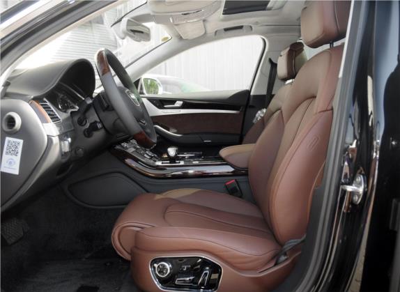 奥迪A8 2014款 A8L 6.3 FSI W12 quattro旗舰型 车厢座椅   前排空间