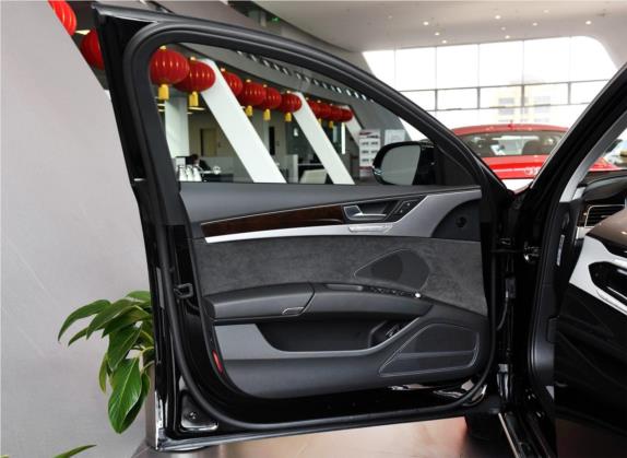 奥迪A8 2016款 A8L 45 TFSI quattro时尚型 车厢座椅   前门板