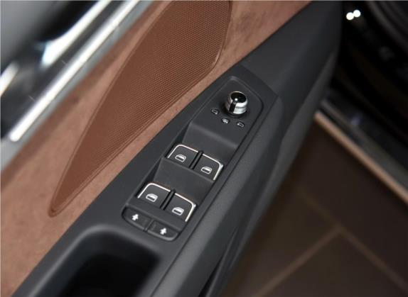 奥迪A8 2016款 A8L 30 FSI 舒适型 车厢座椅   门窗控制