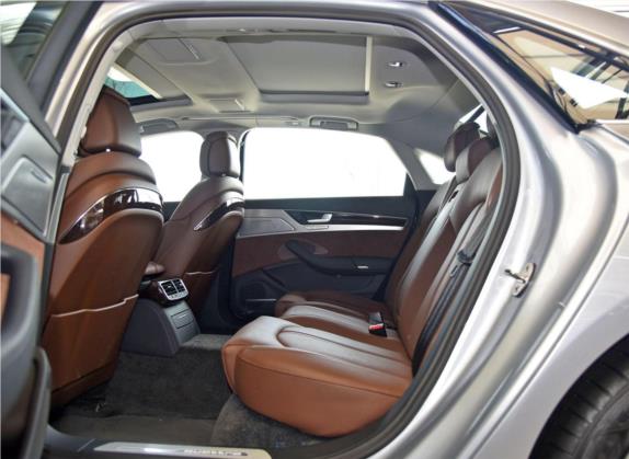 奥迪A8 2016款 A8L 45 TFSI quattro豪华型 车厢座椅   后排空间