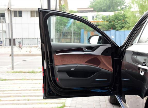 奥迪A8 2016款 A8L 50 TFSI quattro豪华型 车厢座椅   前门板