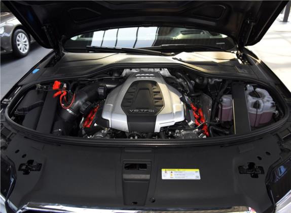 奥迪A8 2016款 A8L 50 TFSI quattro尊贵型 其他细节类   发动机舱