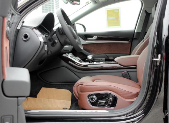 奥迪A8 2017款 A8L 40 TFSI 舒适型 车厢座椅   前排空间