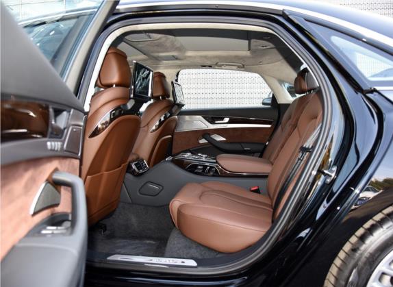 奥迪A8 2017款 A8L 60 TFSI quattro豪华型 车厢座椅   后排空间
