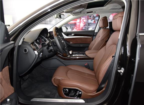 奥迪A8 2017款 A8L 6.3 FSI W12 quattro旗舰型 车厢座椅   前排空间