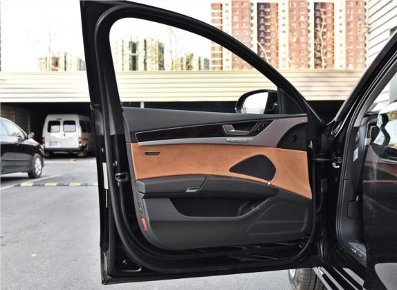 奥迪A8 2017款 A8L 45 TFSI quattro卓越先锋典藏版 车厢座椅   前门板