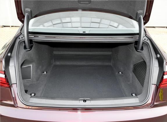 奥迪A8 2018款 A8L 55 TFSI quattro尊贵型 车厢座椅   后备厢