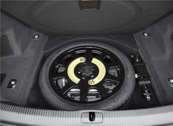 奥迪A8 2019款 A8L 50 TFSI quattro 舒适型 其他细节类   备胎