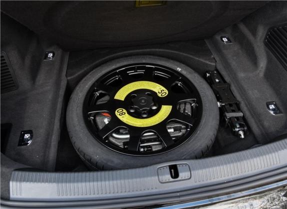 奥迪A8 2019款 A8L 55 TFSI quattro 豪华型 其他细节类   备胎