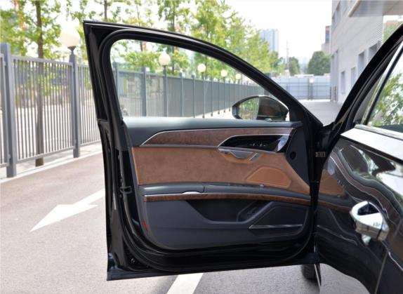 奥迪A8 2019款 Plus A8L 50 TFSI quattro 豪华型 车厢座椅   前门板