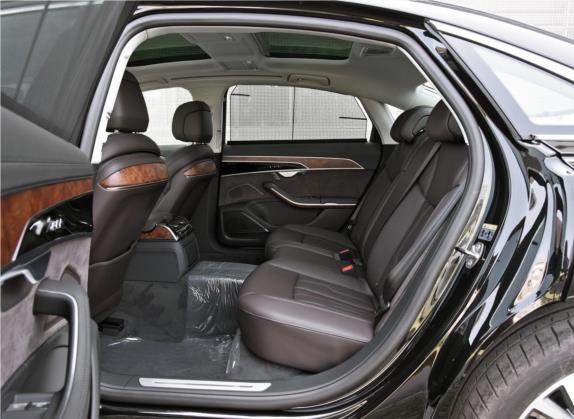 奥迪A8 2019款 Plus A8L 55 TFSI quattro 豪华型 车厢座椅   后排空间