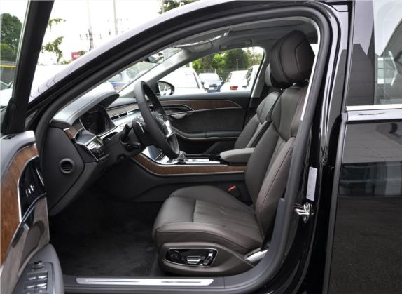 奥迪A8 2019款 改款 Plus A8L 50 TFSI quattro 豪华型 车厢座椅   前排空间