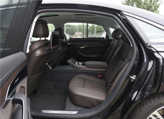 奥迪A8 2019款 改款 Plus A8L 55 TFSI quattro 尊贵型 车厢座椅   后排空间