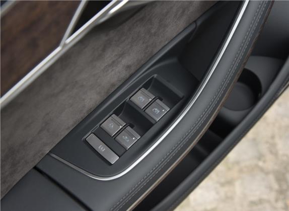 奥迪A8 2019款 改款 Plus A8L 55 TFSI quattro 尊贵型 车厢座椅   门窗控制