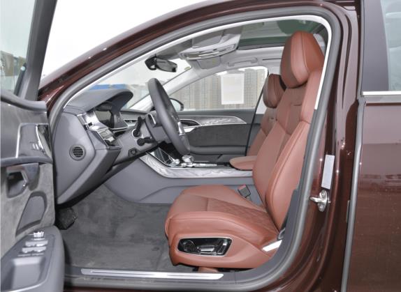 奥迪A8 2021款 A8L 50 TFSI quattro 舒适型 车厢座椅   前排空间