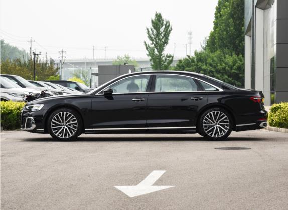 奥迪A8 2022款 改款 A8L 55 TFSI quattro 旗舰型 外观   正侧