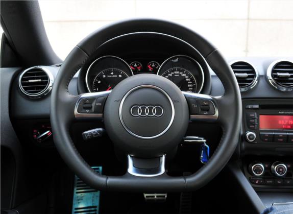 奥迪TT 2011款 TT Coupe 2.0TFSI 中控类   驾驶位