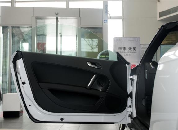 奥迪TT 2013款 TT Roadster 45 TFSI quattro 车厢座椅   前门板