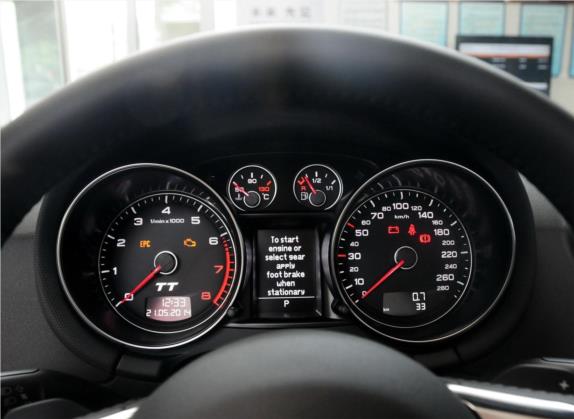 奥迪TT 2013款 TT Roadster 45 TFSI quattro 中控类   仪表盘