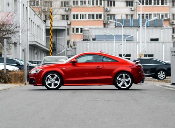 奥迪TT 2013款 TT Coupe 45 TFSI 彩色梦幻版 外观   正侧