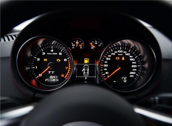 奥迪TT 2013款 TT Coupe 45 TFSI 彩色梦幻版 中控类   仪表盘