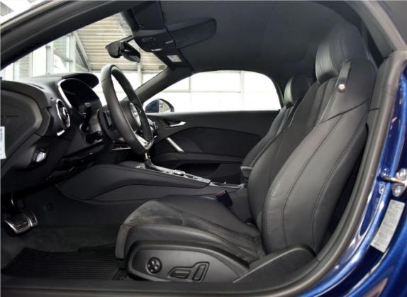 奥迪TT 2015款 TT Roadster 45 TFSI 车厢座椅   前排空间