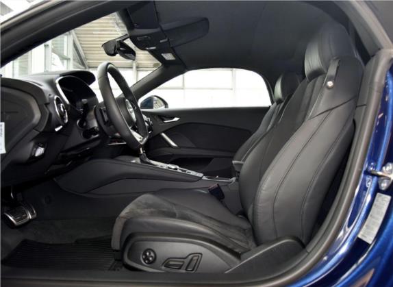 奥迪TT 2015款 TT Roadster 45 TFSI 车厢座椅   前排空间