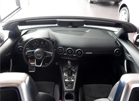 奥迪TT 2015款 TT Roadster 45 TFSI quattro 中控类   中控全图