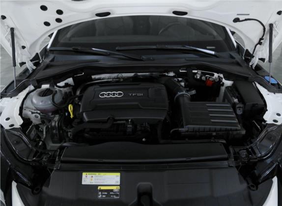 奥迪TT 2017款 TT Roadster 45 TFSI quattro 其他细节类   发动机舱
