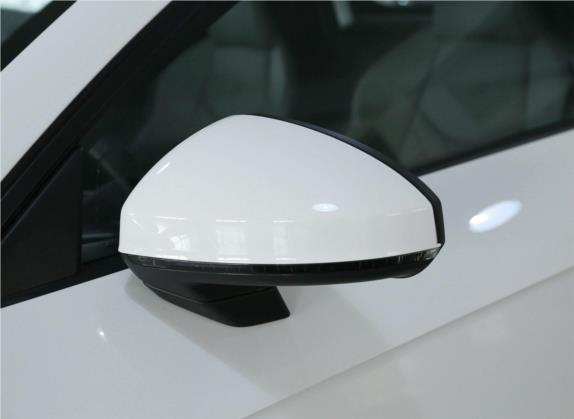 奥迪TT 2017款 TT Roadster 45 TFSI quattro 外观细节类   外后视镜