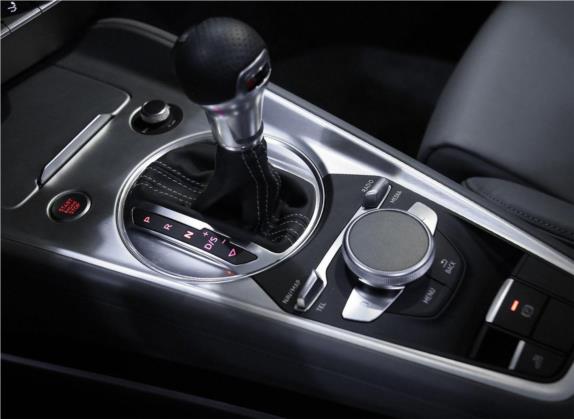 奥迪TT 2017款 TT Roadster 45 TFSI quattro 中控类   挡把