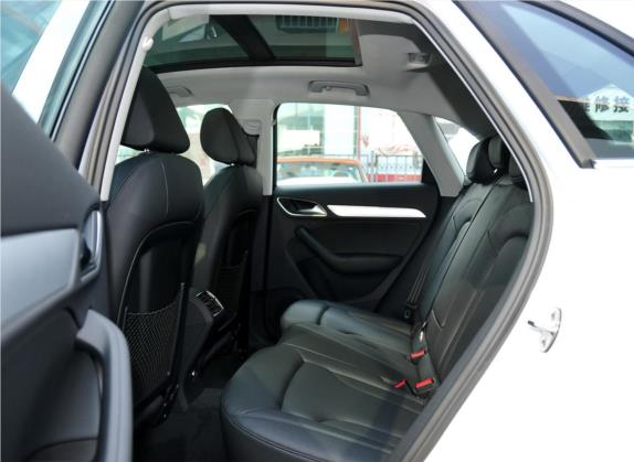 奥迪Q3(进口) 2012款 35 TFSI quattro 舒适型 车厢座椅   后排空间
