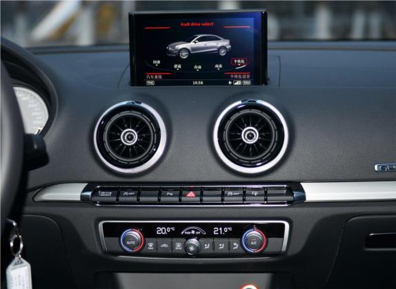 奥迪S3 2015款 S3 2.0T Limousine 中控类   中控台