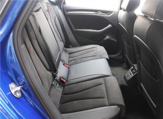 奥迪S3 2017款 S3  2.0T Limousine 车厢座椅   后排空间